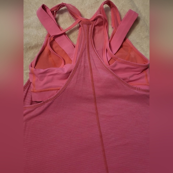 Lululemon pink Tank - Picture 4 of 7